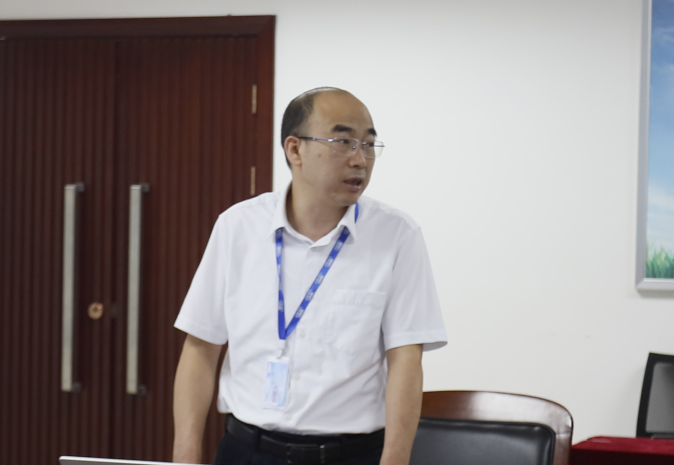 繼往開來 · 再創(chuàng)輝煌 | 花花牛乳業(yè)集團召開9月營銷、養(yǎng)殖及飼料月度經(jīng)營工作會議