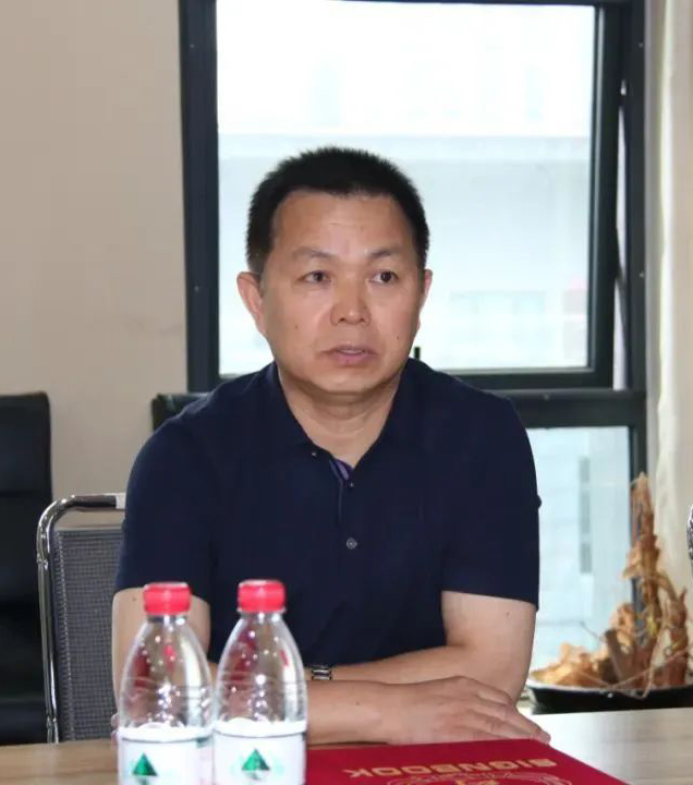 愛心奶情系學(xué)子，公益情溫暖人心—河南花花牛乳業(yè)集團(tuán)助力基金會“圓夢計(jì)劃?一杯奶”公益項(xiàng)目，愛心捐贈善款50萬元！