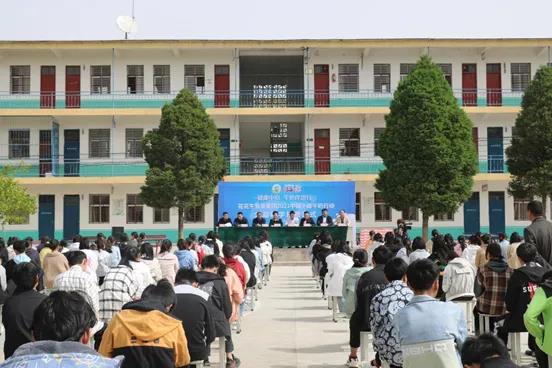 花花牛 | 花花牛乳業(yè)集團(tuán)2021中國小康牛奶行動 公益助學(xué)捐贈儀式在太康縣舉行