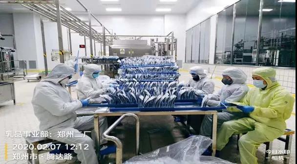 花花牛 | 疾風(fēng)來臨，你是不是勁草？