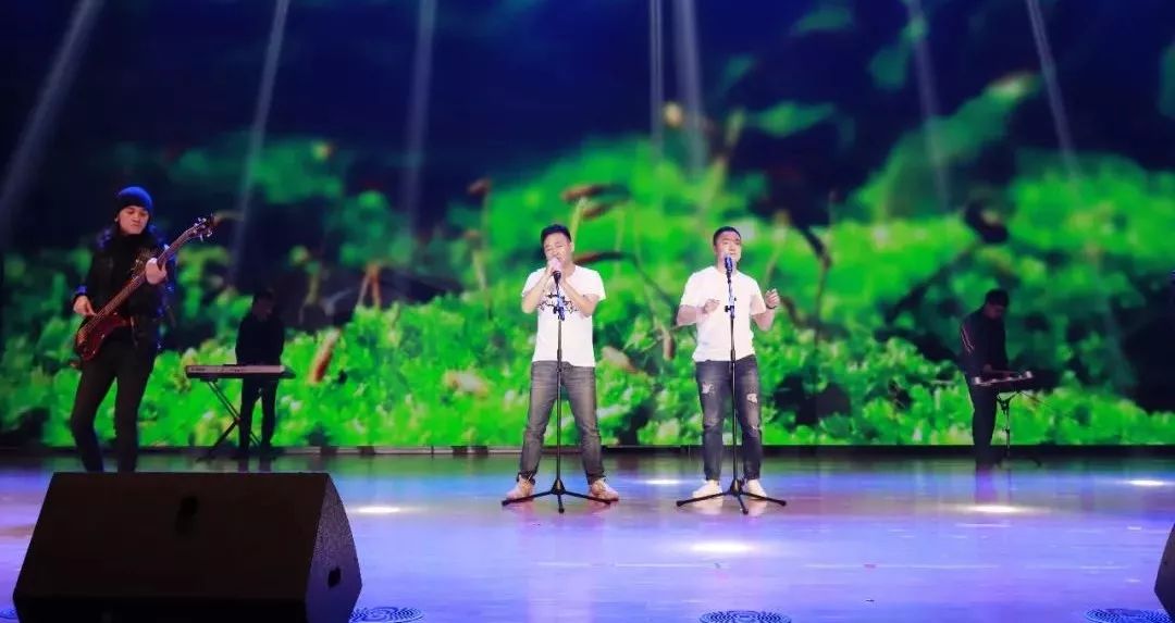 “贏在2019”，花花牛乳業(yè)集團(tuán)2019年新春晚會盛大開幕