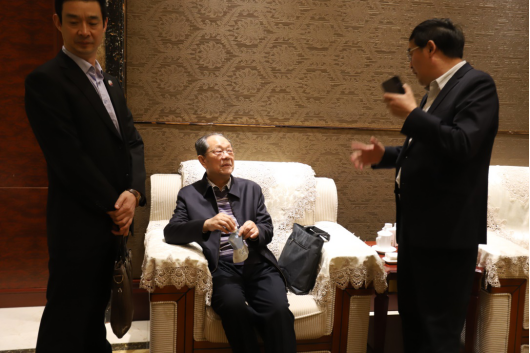 花花牛亮相2018人工智能產業(yè)發(fā)展高峰論壇