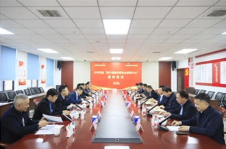 河南花花牛乳業(yè)集團與河南牧業(yè)經(jīng)濟學院簽署奶牛健康養(yǎng)殖校企研發(fā)中心合作協(xié)議